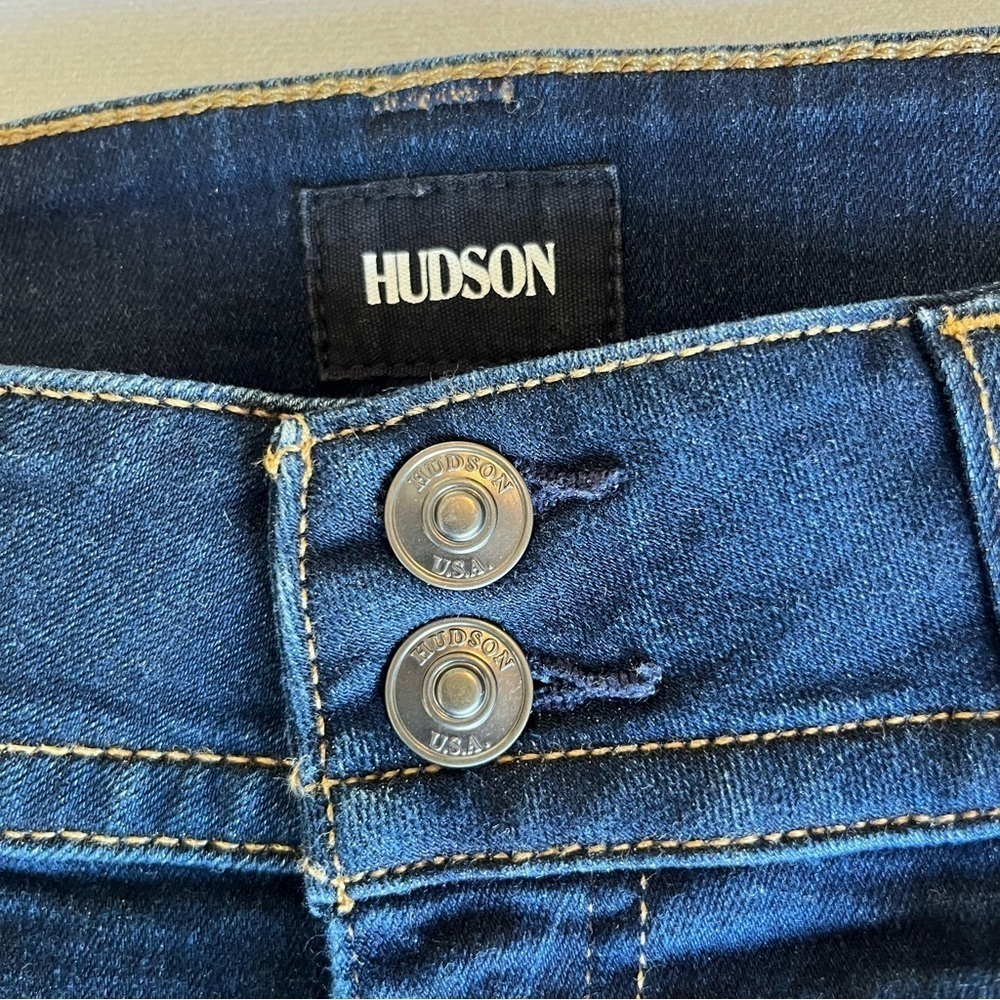 Hudson Mid Rise Dark Wash Denim Shorts Size 27 - Picture 3 of 8